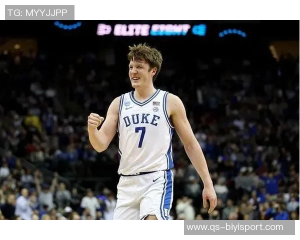 克尼佩尔展现领袖风范20中11三分12中5豪取28分8板7助助球队取胜