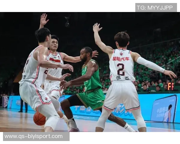 新民体育分析外援影响加深与潜力赛挑战CBA联赛竞争愈发激烈