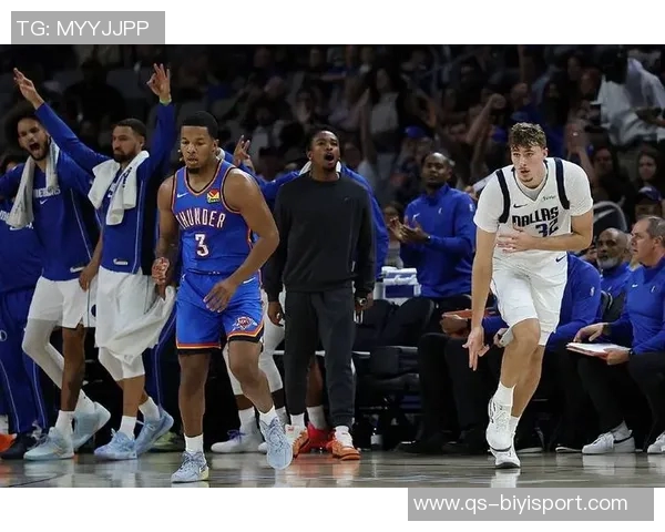 浓眉调侃弗拉格未能三双抢板成功展现团队默契与竞争精神