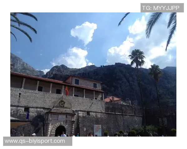 弗洛伦齐赞莫德里奇年过四十却依然年轻如二十五岁