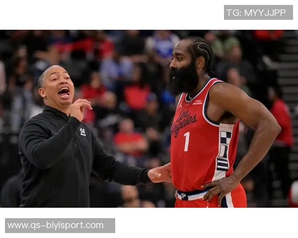 快船官方澄清泰伦卢言论哈登出战与否尚未确定 快船官方澄清泰伦卢言论哈登出战与否尚未确定