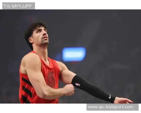 开拓者在半场战报中领先爵士21分阿夫迪亚贡献23分7篮板表现出色 开拓者在半场战报中领先爵士21分阿夫迪亚贡献23分7篮板表现出色